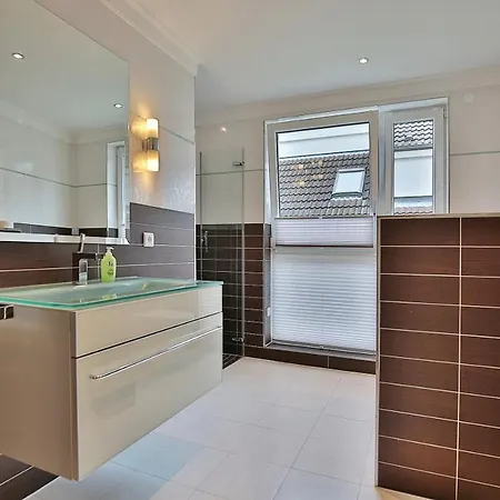 Apartment Penthouse Am Platz Penthouse Am Platz Loft 06 *